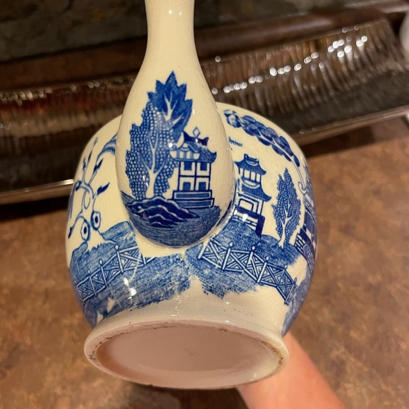 Blue Willow vintage Teapot no lid excellent cond! - Picture 6 of 10